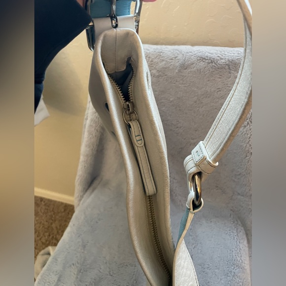 (RARE) polka dot Coach hobo shoulderbag - Picture 11 of 14